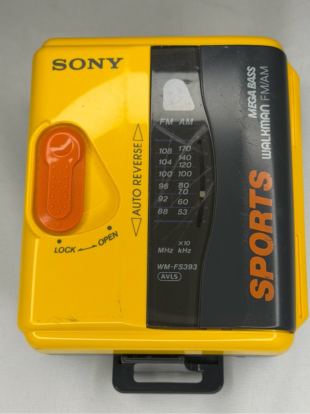 Sony Sports WM-FS393 TESTED Walkman Portable FM/AM Cassette Mega Bass